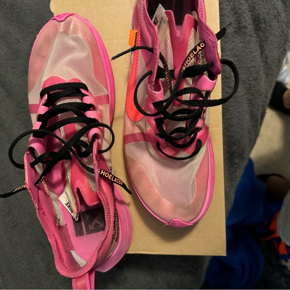 9.5 OFF WHITE ZOOM FLY TULIP - Picture 3 of 8